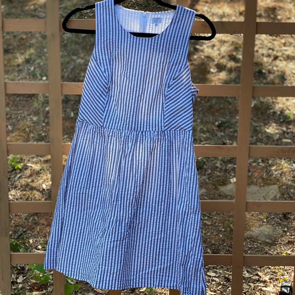 crown & ivy seersucker dress